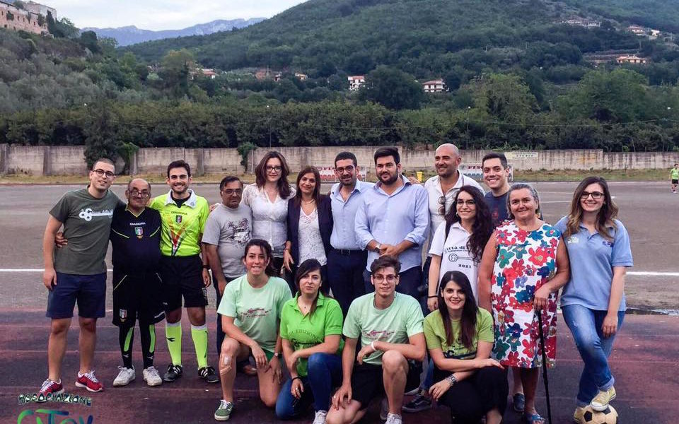 L'Associazione Enjoy con la giunta del Comune di Fisciano