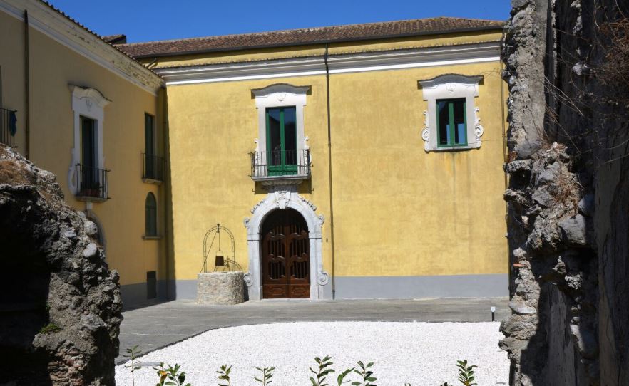Palazzo Macchiarelli