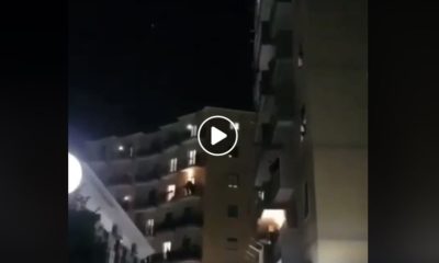 Napoli Abbracciame Balcone