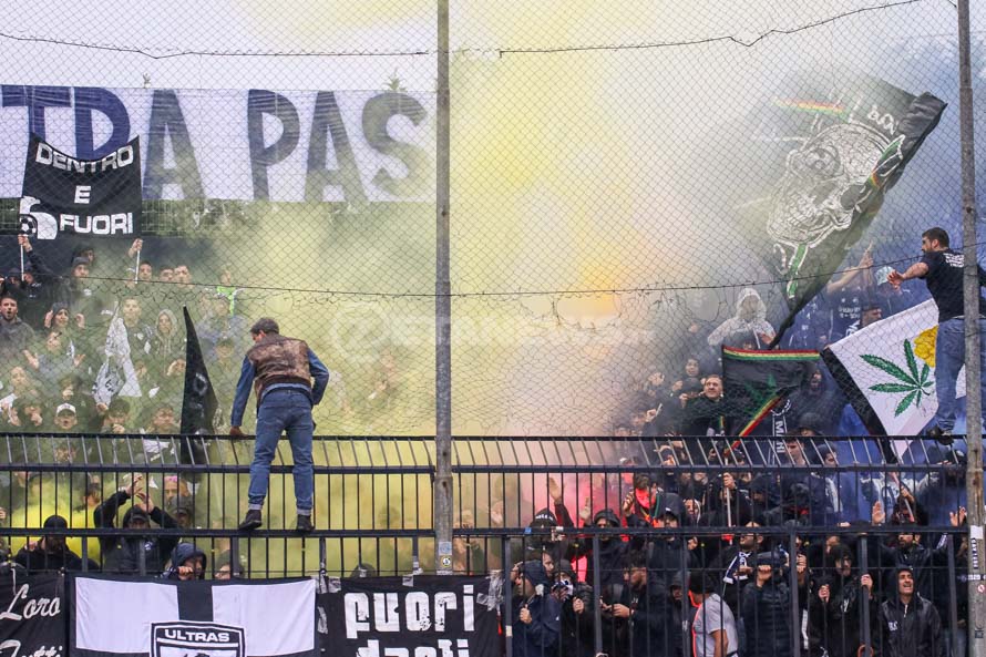 Curva Sud Catello Mari Cavese