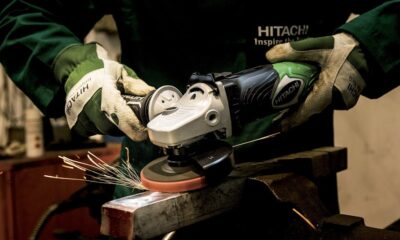 Metalmeccanico al lavoro