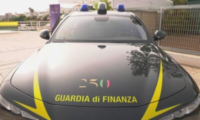 Guardia di Finanza auto